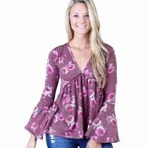 Altar’d State Floral Belle Sleeve Brisk Boho Top​